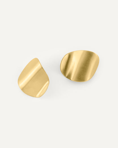  pair of clean line, pebble-shaped brass earrings with soft satin finish.